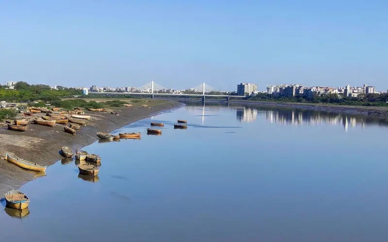 Tapti River, Cable bridge, Surat